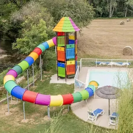 3 Etoiles - Piscine - Ccbfhii Bouzic